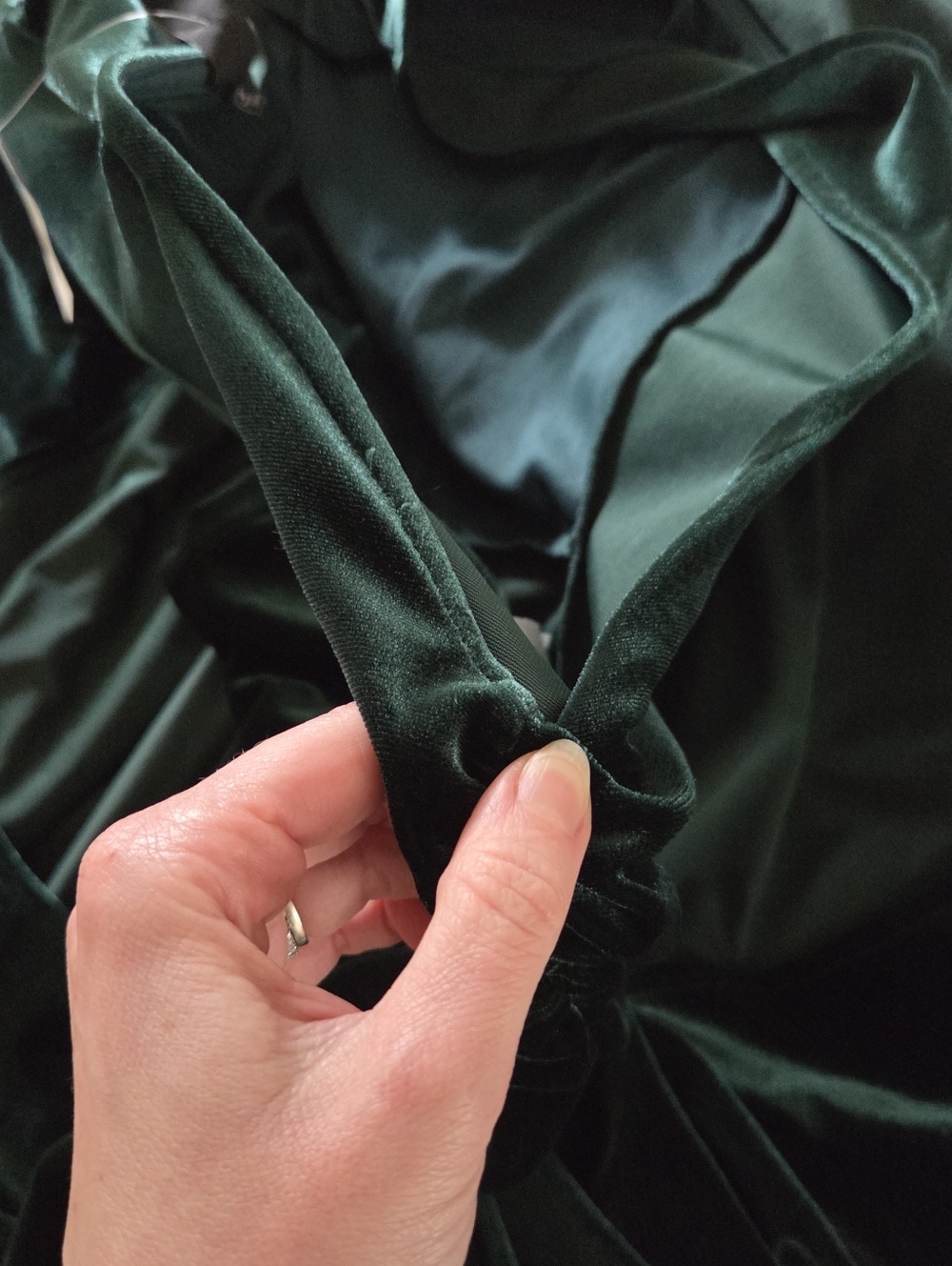 NWT Windsor Hunter Green Velvet Gown - Deep V-Back With Boning - Picture 12 of 13